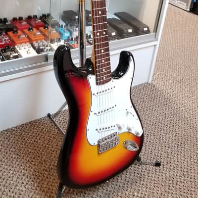 used 2018 Fender Custom Shop Ron Thorn Masterbuilt 1966 Stratocaster NOS with Brazilian Rosewood Fingerboard in Three Tone Sunburst, Excellent Condition with OHSC & Case Candy! image 7