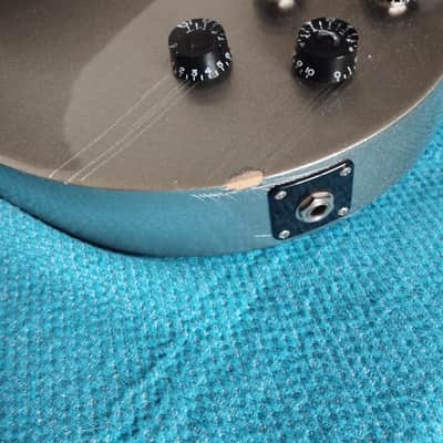 Gibson les paul studio 2012 - silver pearl image 14