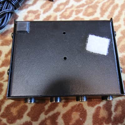 LiveWire Solutions HA04 4-Channe Stereo Headphone Amplifier image 8