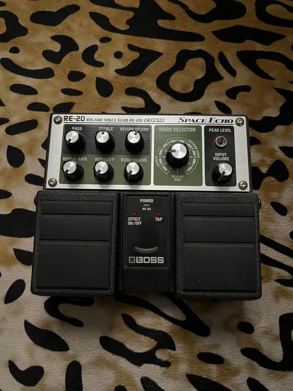 BOSS RE-20 スペースエコー SPACE ECHO Clearance BOSS RE-20 Space Echo Delay / Reverb Pedal | Guitar Center