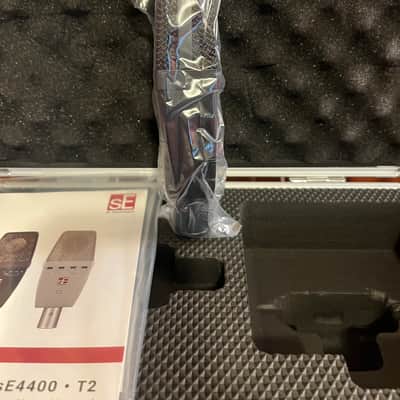 Immagine sE Electronics sE Electronics sE4400 Large-diaphragm Condenser Microphone with Shockmount 2026 - Black - 13