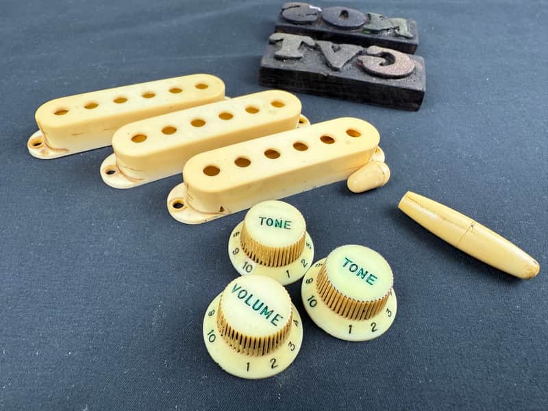 General Vintage Tone Pre CBS Nylon 59 - 65 Set Covers / Knobs / tips for Stratocaster ®️ Tool marks - heavy  ivory Heavy ivory image 1