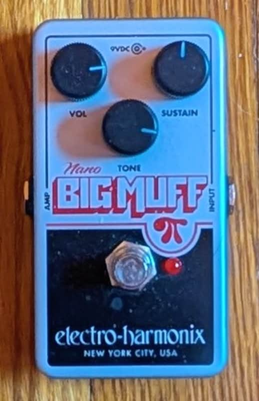 Electro-Harmonix Nano Big Muff Pi Distortion / Sustainer 2013 - Present - White / Black / Red image 1