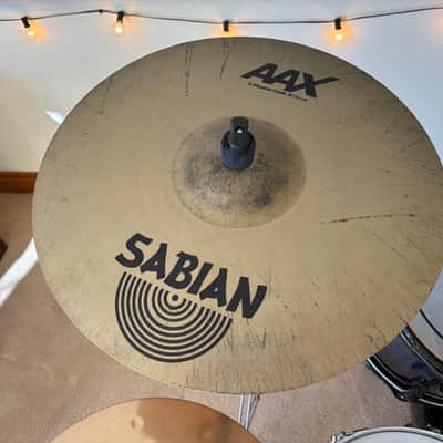Pearl "Vision" VBX Birch 5 piece drum kit/hardware/cymbals /gig bags/ throne image 8