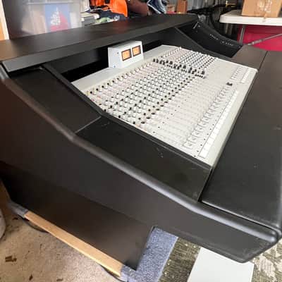Speck Electronics LiLo 24 Channel Mixing Console image 6