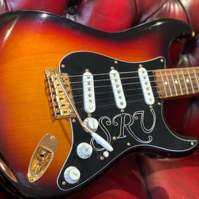 Fender  SRV 2018 Sunburst image 4