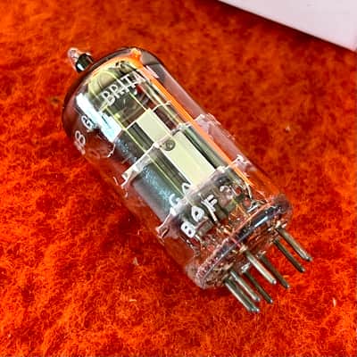 Mullard ECC88 6DJ8 Audio preamplifier valve c 1960 original vintage UK England phono valve image 3