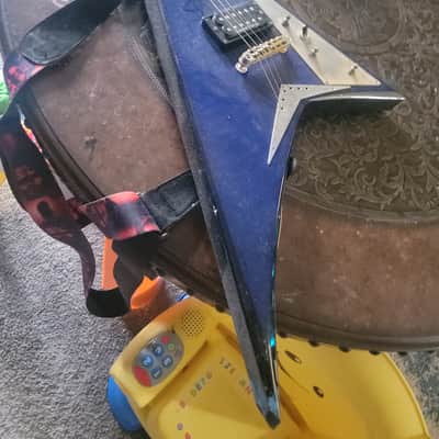 Jackson RR5 Rhoads Pro V-Style Electric Guitar with a Trans Blue Flame Finish image 6
