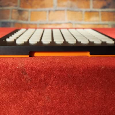 Novation 2018 Launchpad Mini MKII Pad Controller image 5