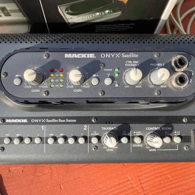 Mackie Onyx Satellite FireWire Audio Interface with Base Station 2006 - 2009 - Dark Gray image 2