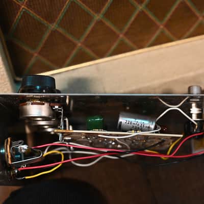 Electro-Harmonix Big Muff Pi V4 from 1977 in Silver image 10