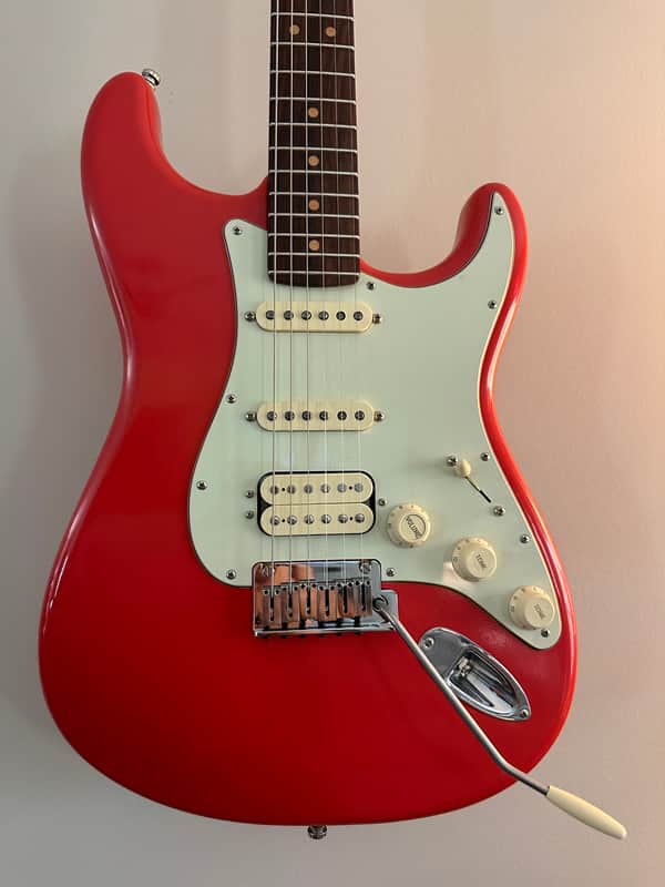 Fender American Ultra Luxe Vintage '60s Stratocaster HSS 2025 - Present - Fiesta Red