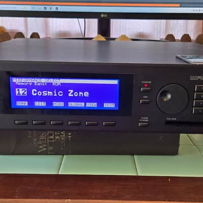 Korg Wavestation A/D w/ Memory Cards (New Batteries)