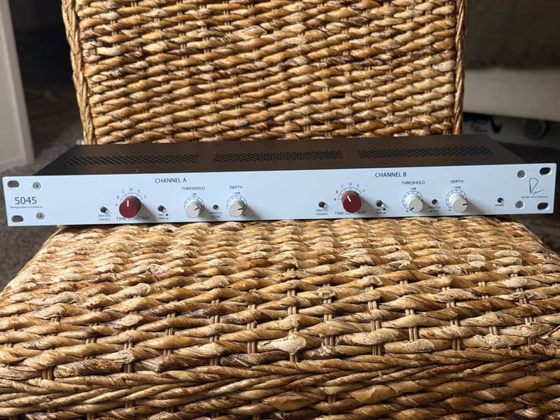 Rupert Neve Designs 5045 Primary Sound Enhancer 2011 - Present - White image 1