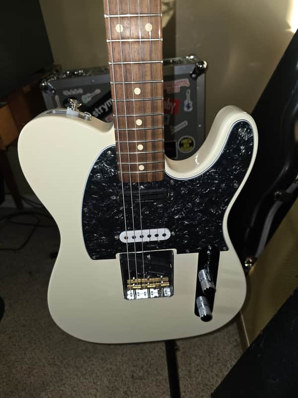 Fender Telecaster 2012 - White image 1