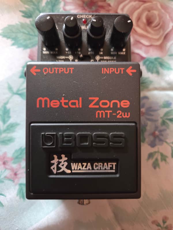 Boss MT-2W Metal Zone Waza Craft