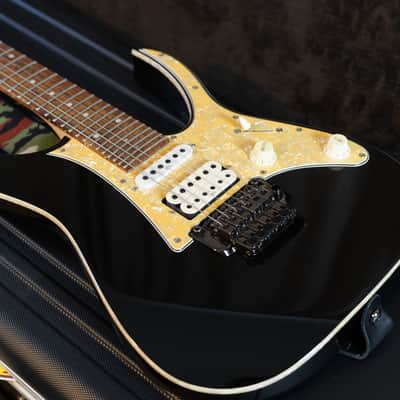 Ibanez RG550XH - RARE 30 Fret Ibanez image 4