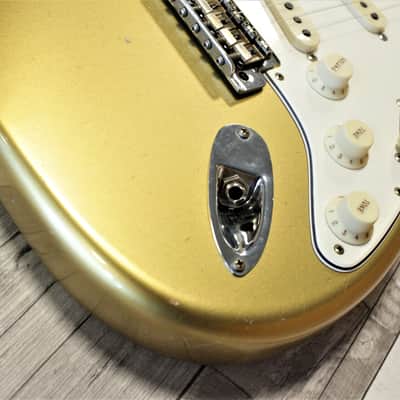 Fender Custom Shop Postmodern Stratocaster Journeyman Relic - Aztec Gold image 7