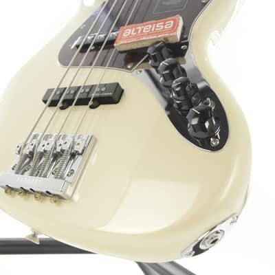 Fender Player Plus Jazz Bass with Maple Fretboard 2024 Olympic Pearl image 5