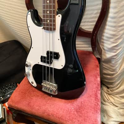 fender squirer p bass guitar left handed 1997 black image 6