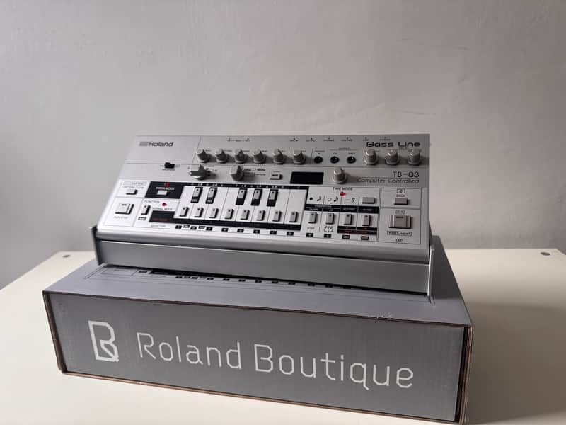 Roland TB-03 Boutique Series Synthesizer Module Bass Line Synthesizer