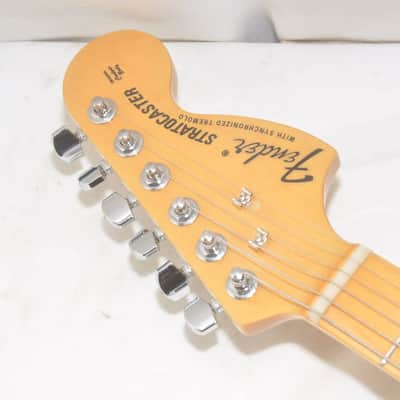Fender Japan ST-68 Large Head Stratocaster Electric Guitar Ref No 7677 image 7