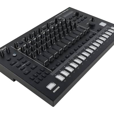 Roland TR-8S Drum Machine + Groovebox [USED] image 2