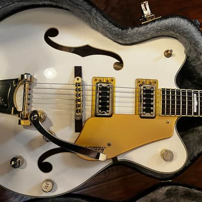 Gretsch G5422TG Electromatic Double Cutaway Hollow Body with Bigsby, Gold Hardware - Snow Crest White image 17
