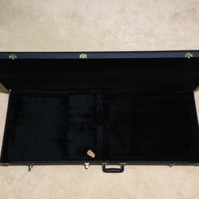 HAMER USA Deluxe Guitar Case Standard Scepter Blitz Scarab Explorer TKL image 3