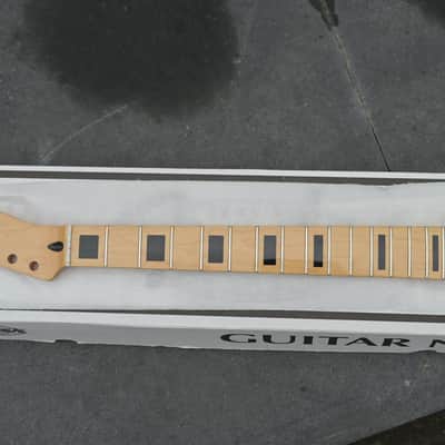 Fender Player Series Telecaster® Neck w/Block Inlays, 22 Medium Jumbo Frets, Maple - Natural Satin image 2