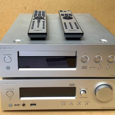 Onkyo C 755 and R-N855 R N 855 / compact disc player and network receiver amplifier / complete set with remotes image 1