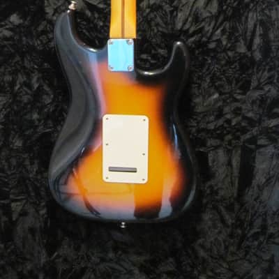 Fender Standard Stratocaster Left-Handed Brown Sunburst image 5