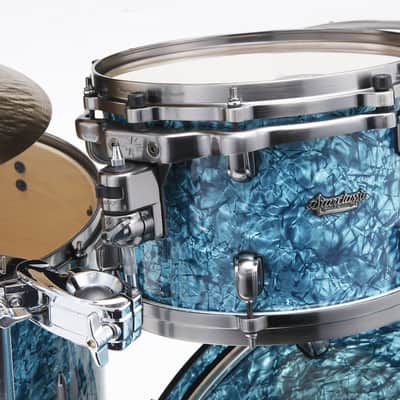 Tama Starclassic Maple 4-piece shell pack with 22" bass drum, Smoked Black Nickel Shell Hardware image 2