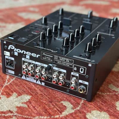 Pioneer DJM-350 with Road Case image 3