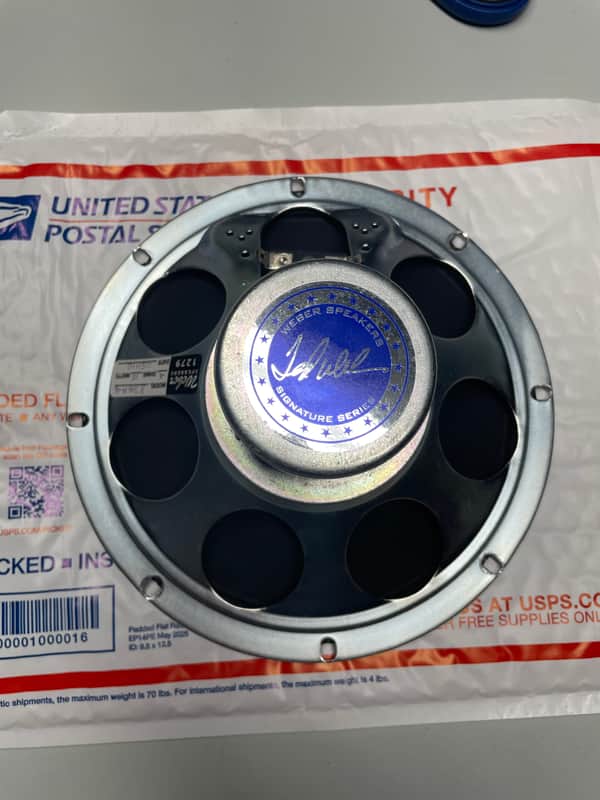 Weber Signature series 8” 15 watt 4 ohm amp speaker 2011 image 1
