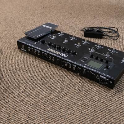 Line 6 POD HD500X Multi-Effect and Amp Modeler 2012 - 2015 - Black WITH Line 6 Case image 2