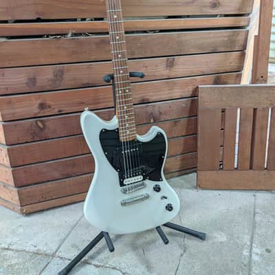 Fender Alternate Reality Series Powercaster with Pau Ferro Fretboard 2019 - White Opal image 1