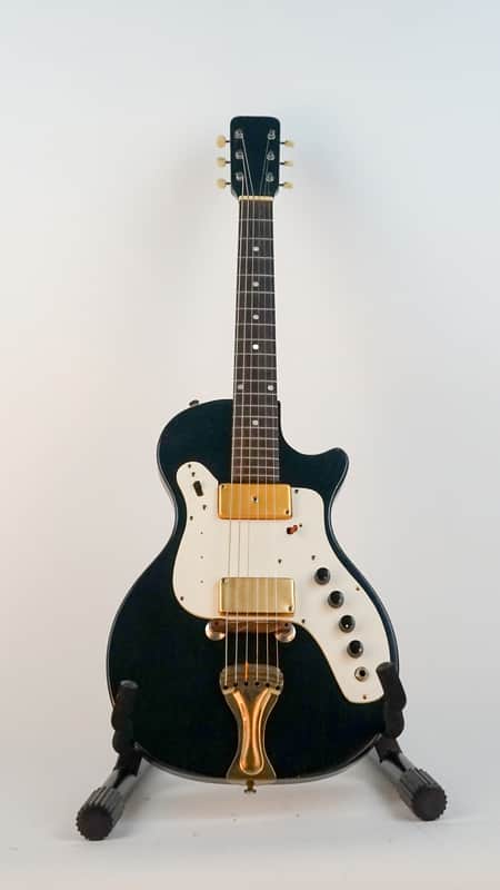 Awesome Airline, Supro/Valco 7214 Amp In Case - Rare And Complete image 1