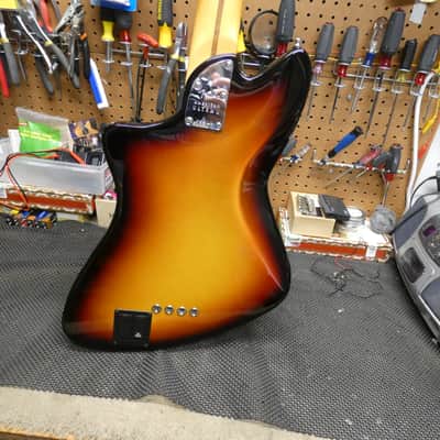 Fender Meteora American Ultra II 2024 - Sunburst image 9