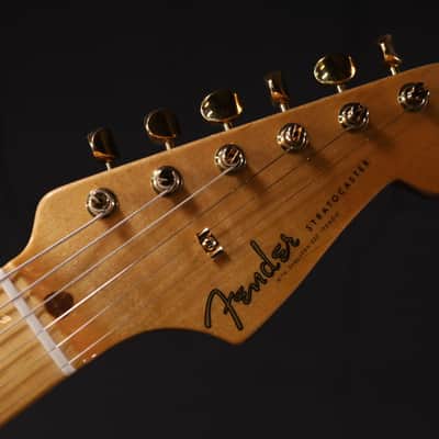 MINT Fender Custom Shop 2019 Vintage Custom 1957 Stratocaster NOS Maple Fingerboard Aged White Blonde 368 image 4