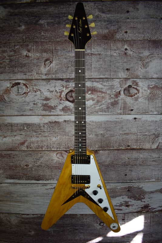 Kurt Wilson Flying V 2023 - Natural image 1