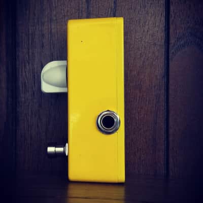 Xvive V11 Noise Gate 2015 - Yellow image 4