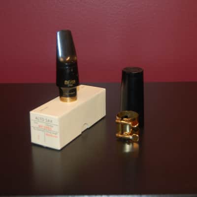 Meyer 7M New York Hard Rubber Alto Sax Mouthpiece image 2