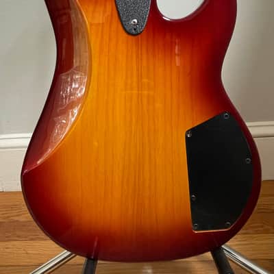 USA G&L L-2000 Left Handed 1998 - Cherry Sunburst image 4