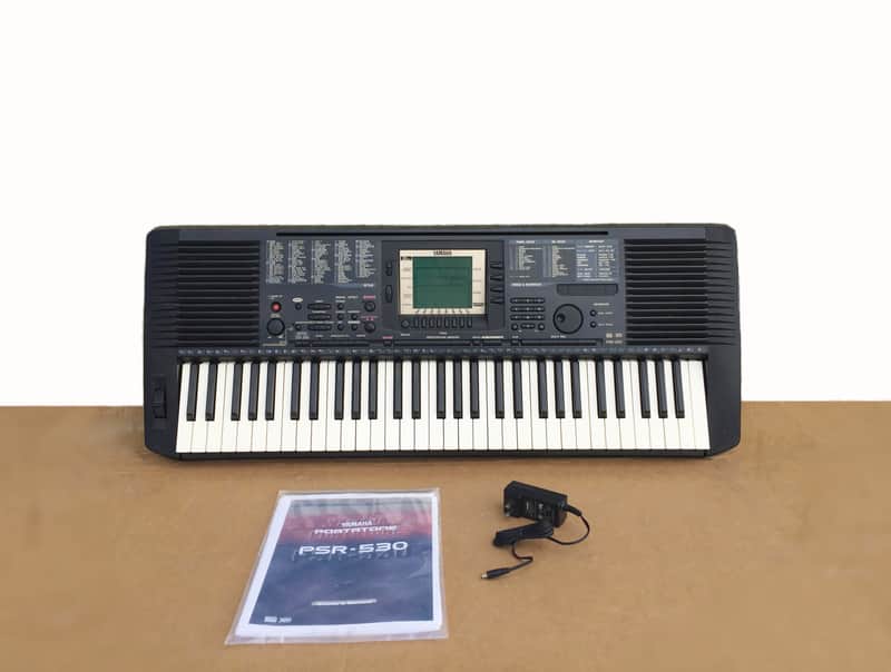 Yamaha  PSR-530 XG Synthesizer Arranger Piano Keyboard image 1