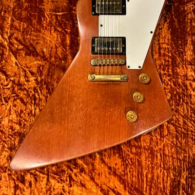 Gibson Explorer 1976- Natural image 2