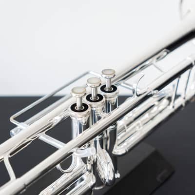 Yamaha YTR-8335S Xeno Bb Trumpet (SN 4707xx) image 10