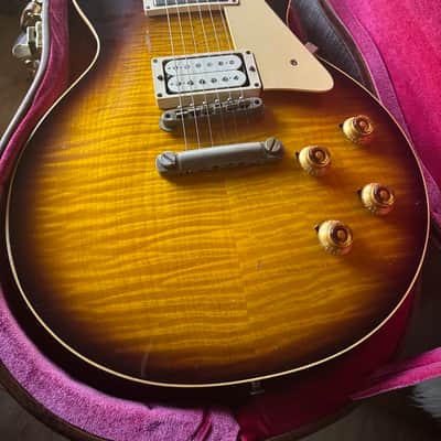 Gibson Custom Dealer Select 1959 Les Paul Standard Electric Guitar - Kindred Burst, Murphy Lab Light Aged, Sweetwater Exclusive 7.8lbs image 2