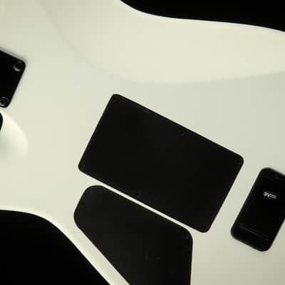 2022 - Charvel Jim Root Signature Pro-Mod San Dimas Style 1 HH FR M - Satin White image 13