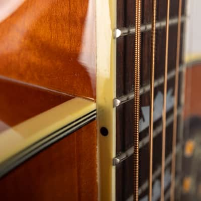 Gibson SJ-200 60s Original, Heritage Cherry Sunburst | Demo image 15